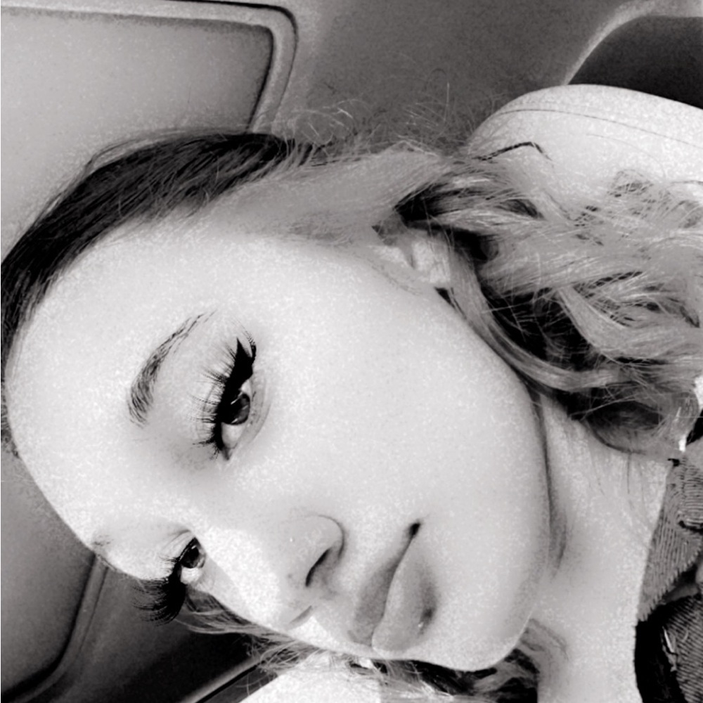 Meet your Posher, Hannah